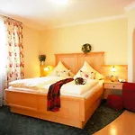 Appartementhaus St. Florian Apartment *